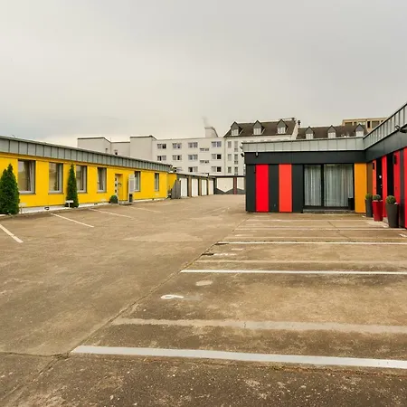 Apartments Leverkusen City * Леверкузен